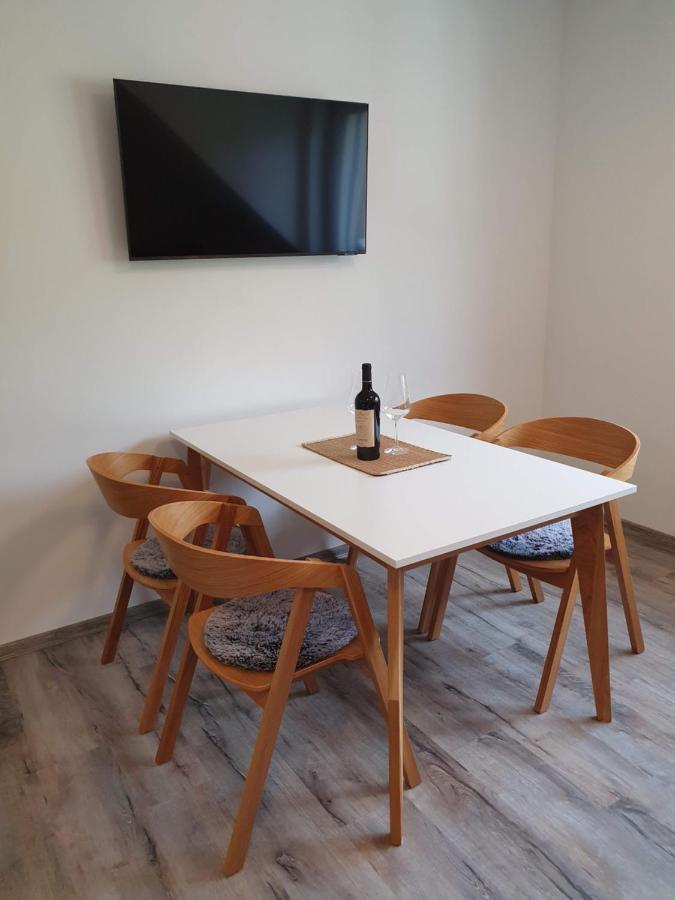 Apartman U Nas Na Dolni Morave Dolni Morava Bagian luar foto